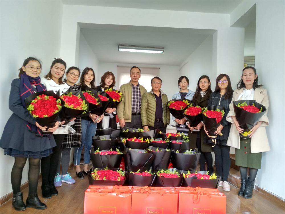 “花開三月,喜慶三八”-第一水電歡度三八節(jié)修.JPG “花開三月,喜慶三八”-第一水電歡度三八節(jié)修.JPG